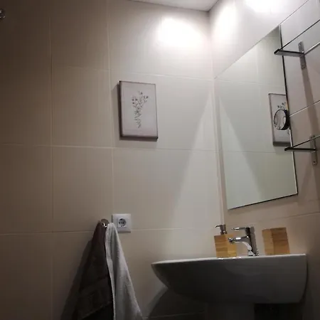 Comfortable With Airco - Isaola Apartment *