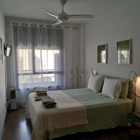 Isaola - Comfortable With Airco *